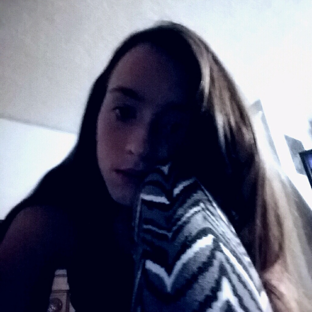 Meet your Posher, Natasha